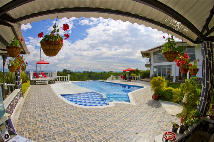 castillo-del-toro-quindio-(8) - Alquiler de Fincas en el Quindio, Hoteles en el Eje Cafetero piscina castillo del toro Reservas Hoteleras